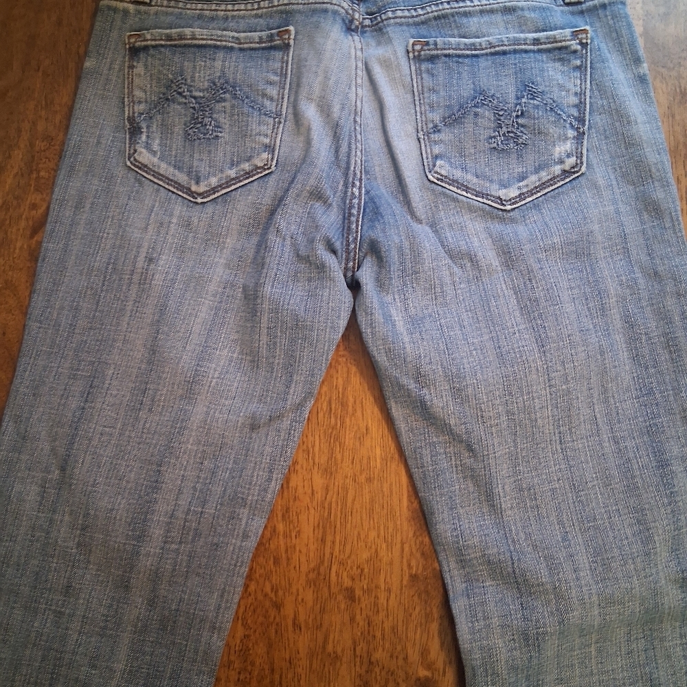 Vigoss Light Wash Flare Leg Jeans 11 - Picture 7 of 7